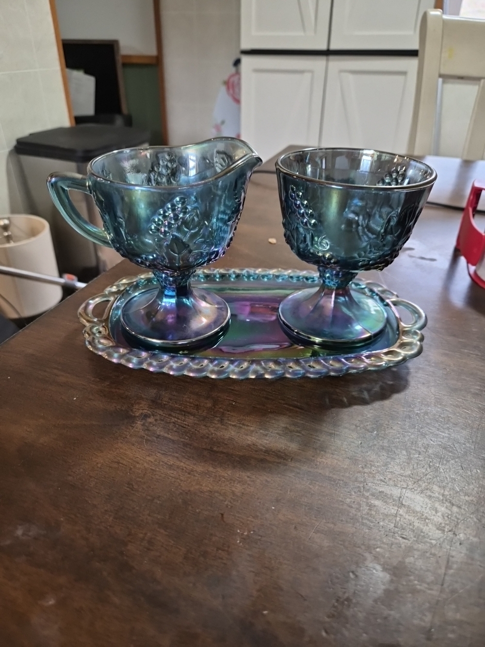 Vintage Indiana Glass Harvest Grap Carnival Glass Sugar And Creamer w/Underplate
